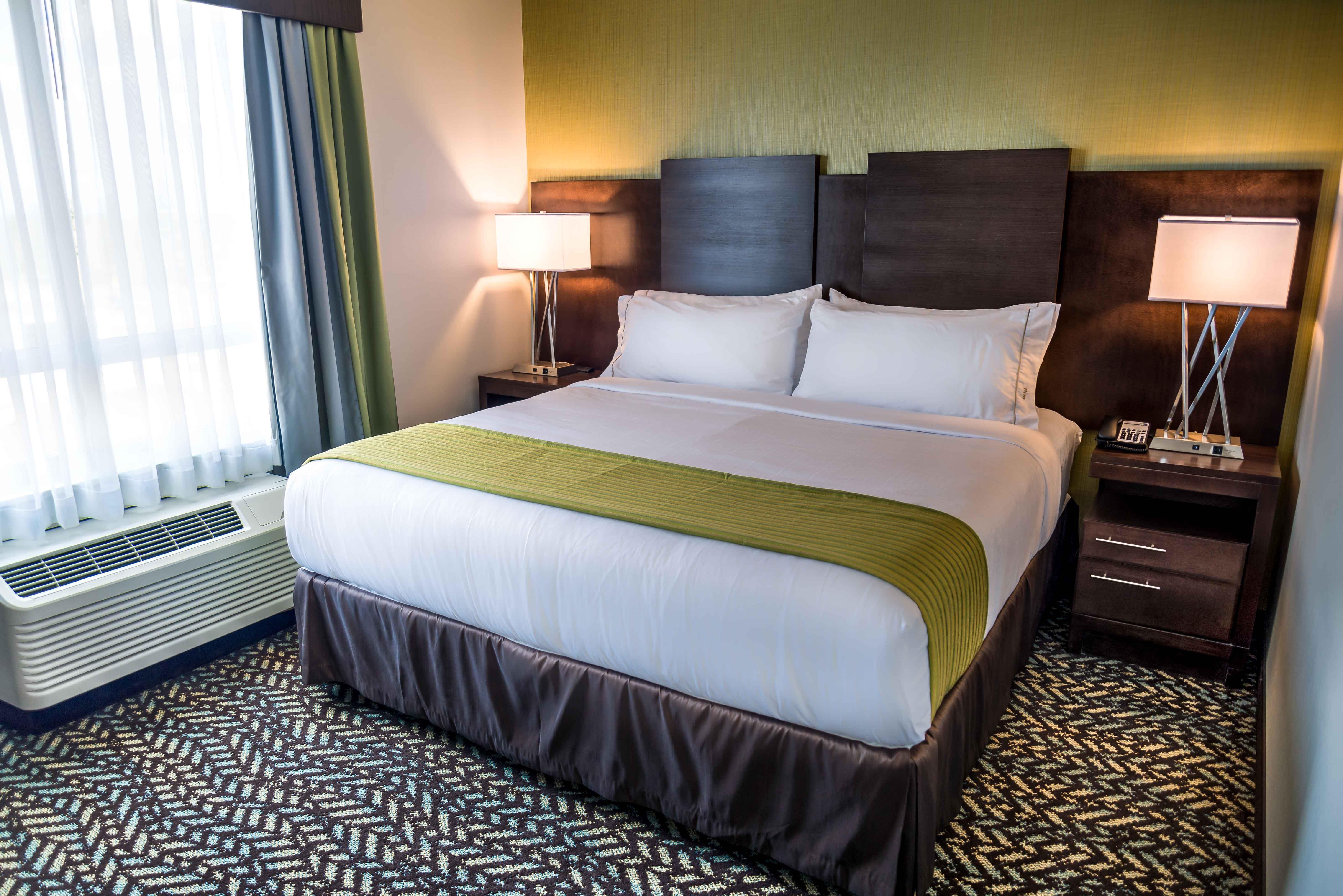 Holiday Inn Express & Suites Spruce Grove - Stony Plain By Ihg Bagian luar foto