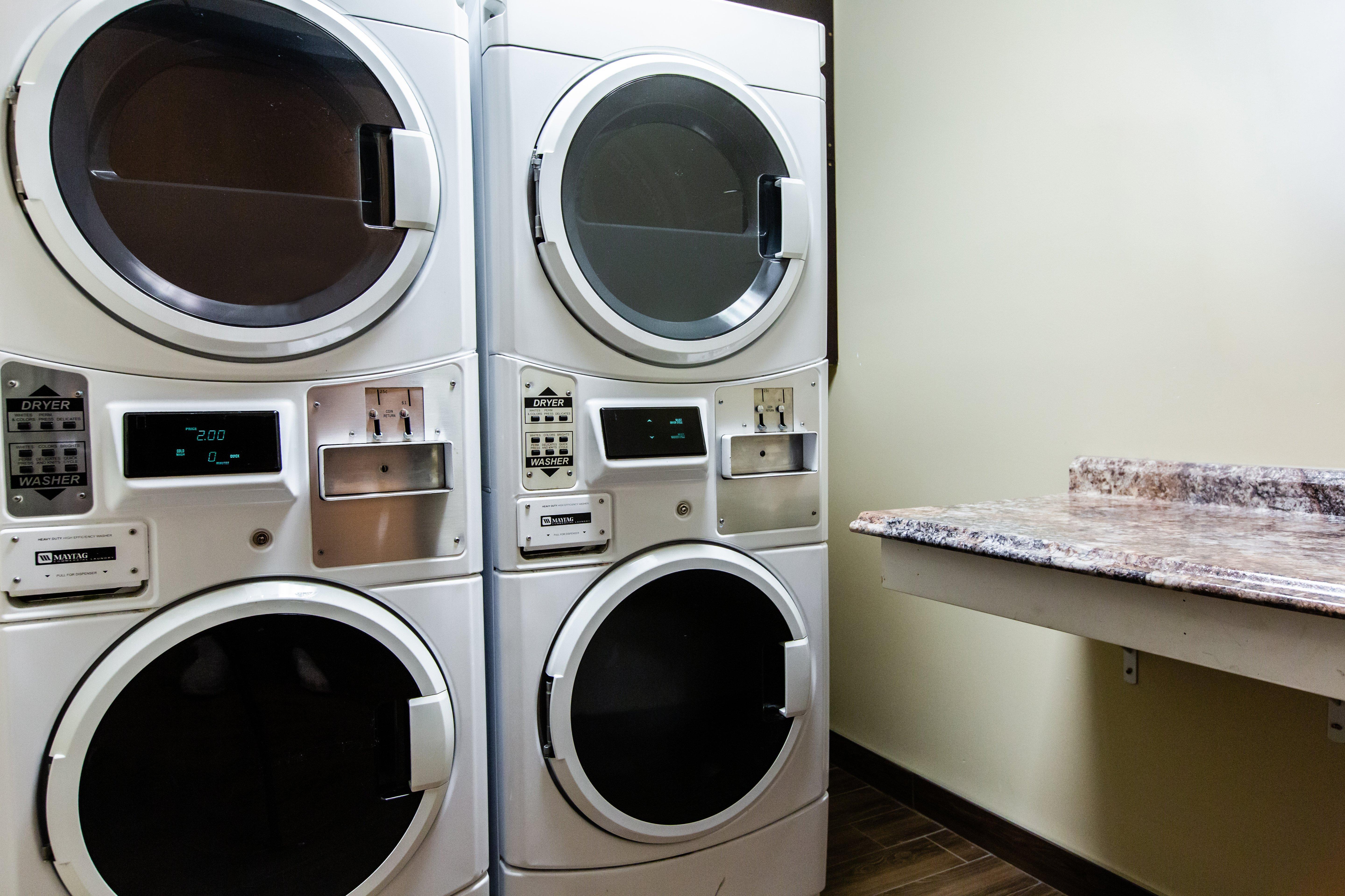 Holiday Inn Express & Suites Spruce Grove - Stony Plain By Ihg Bagian luar foto