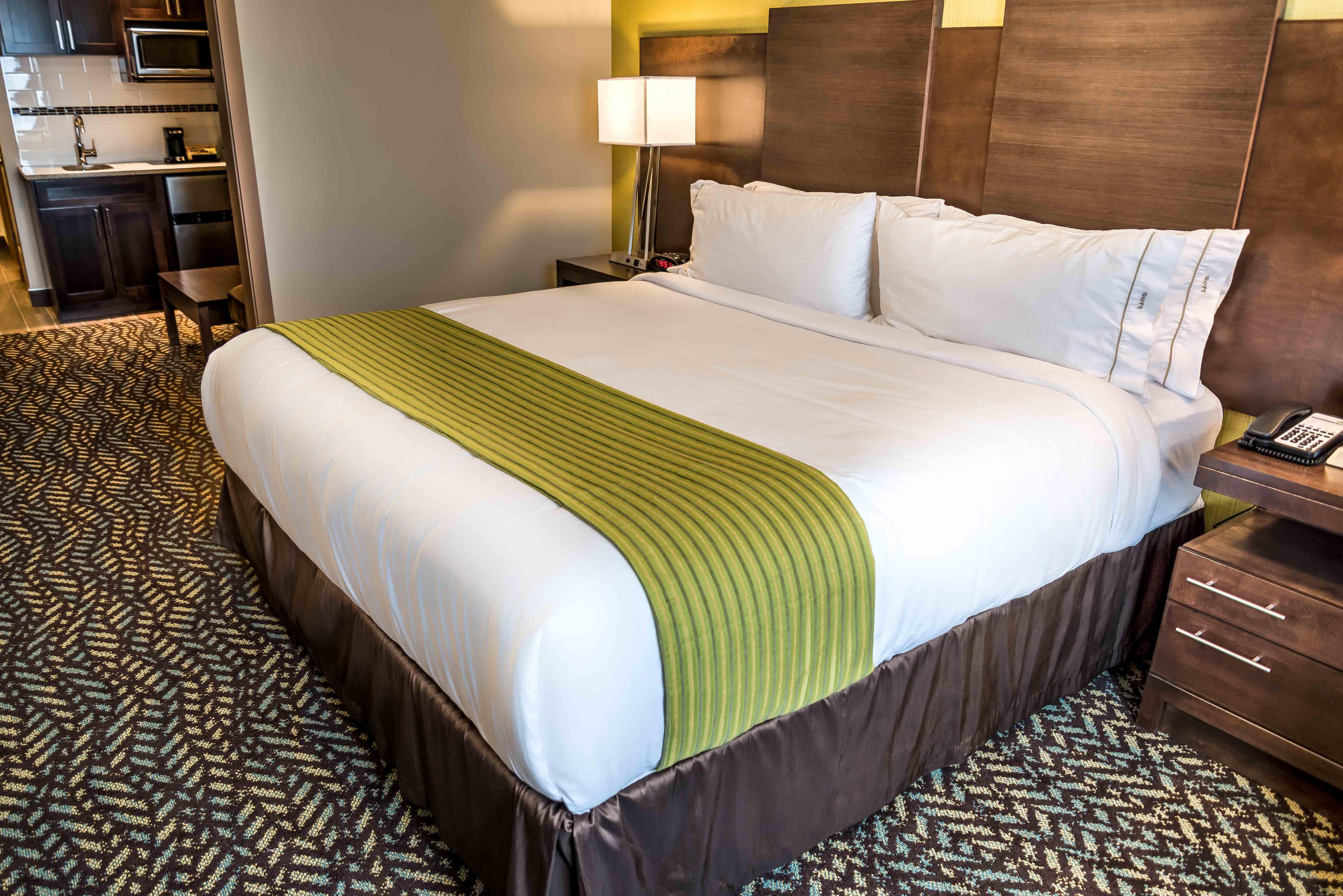 Holiday Inn Express & Suites Spruce Grove - Stony Plain By Ihg Bagian luar foto