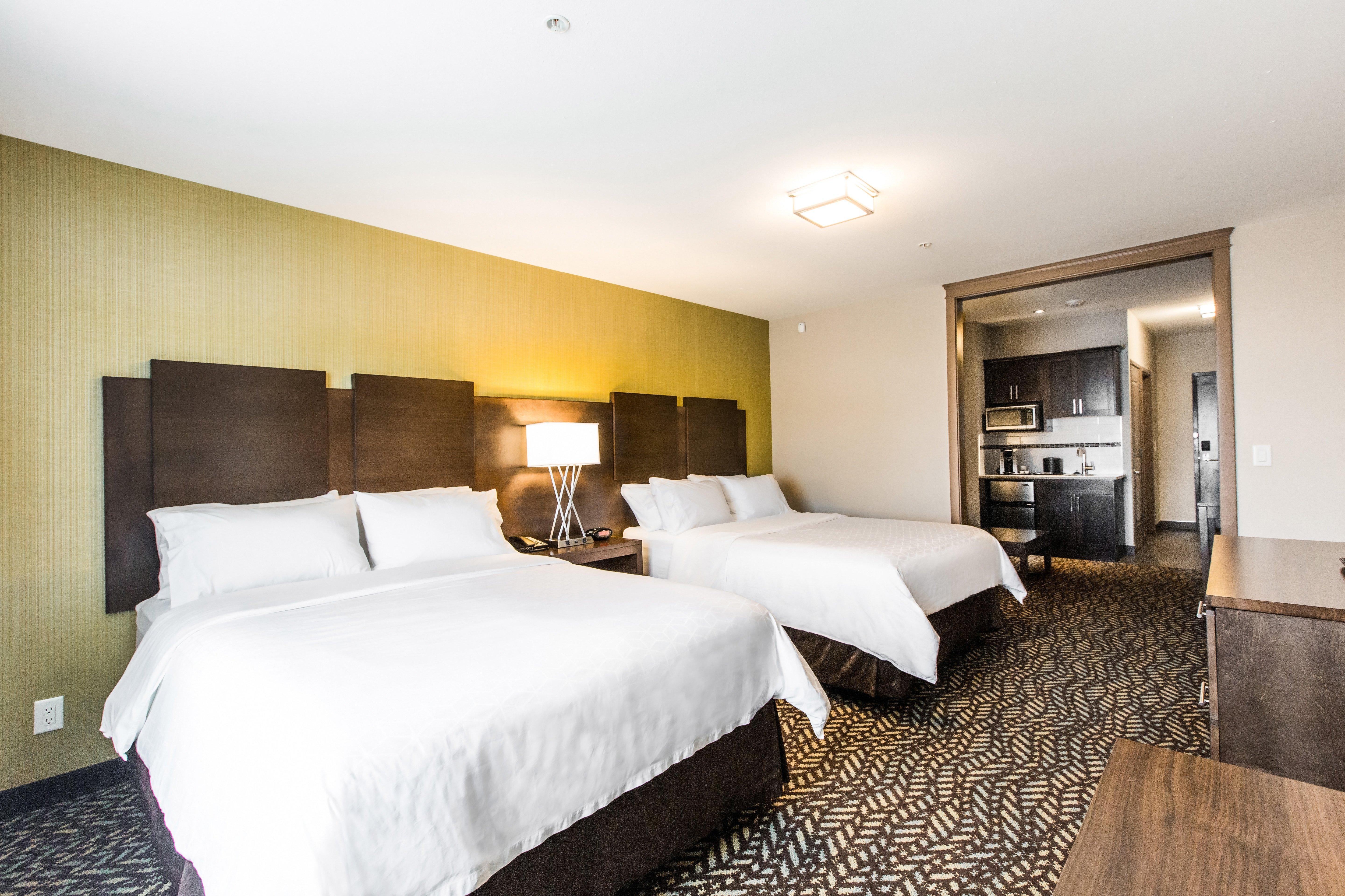 Holiday Inn Express & Suites Spruce Grove - Stony Plain By Ihg Bagian luar foto