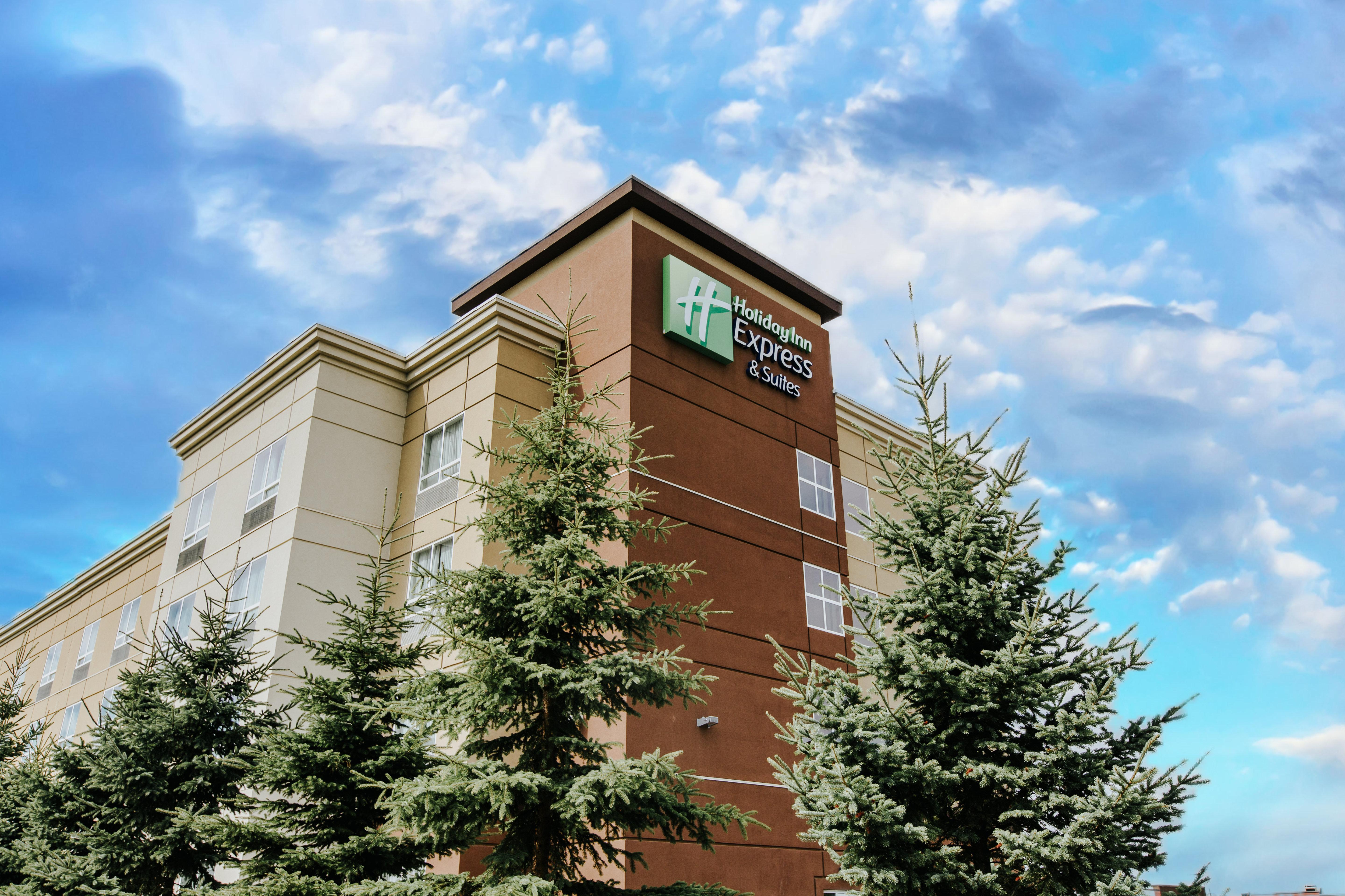 Holiday Inn Express & Suites Spruce Grove - Stony Plain By Ihg Bagian luar foto