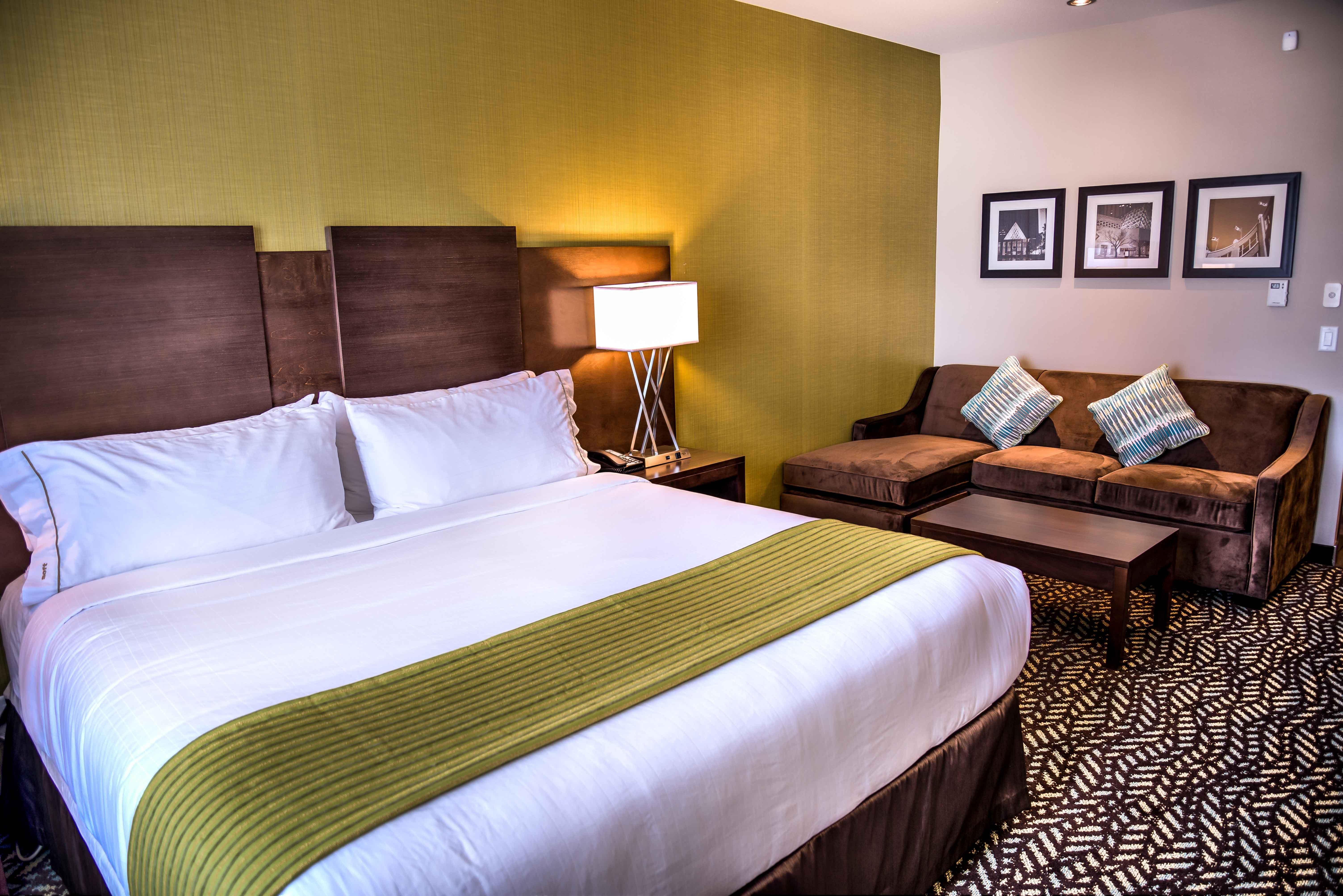 Holiday Inn Express & Suites Spruce Grove - Stony Plain By Ihg Bagian luar foto