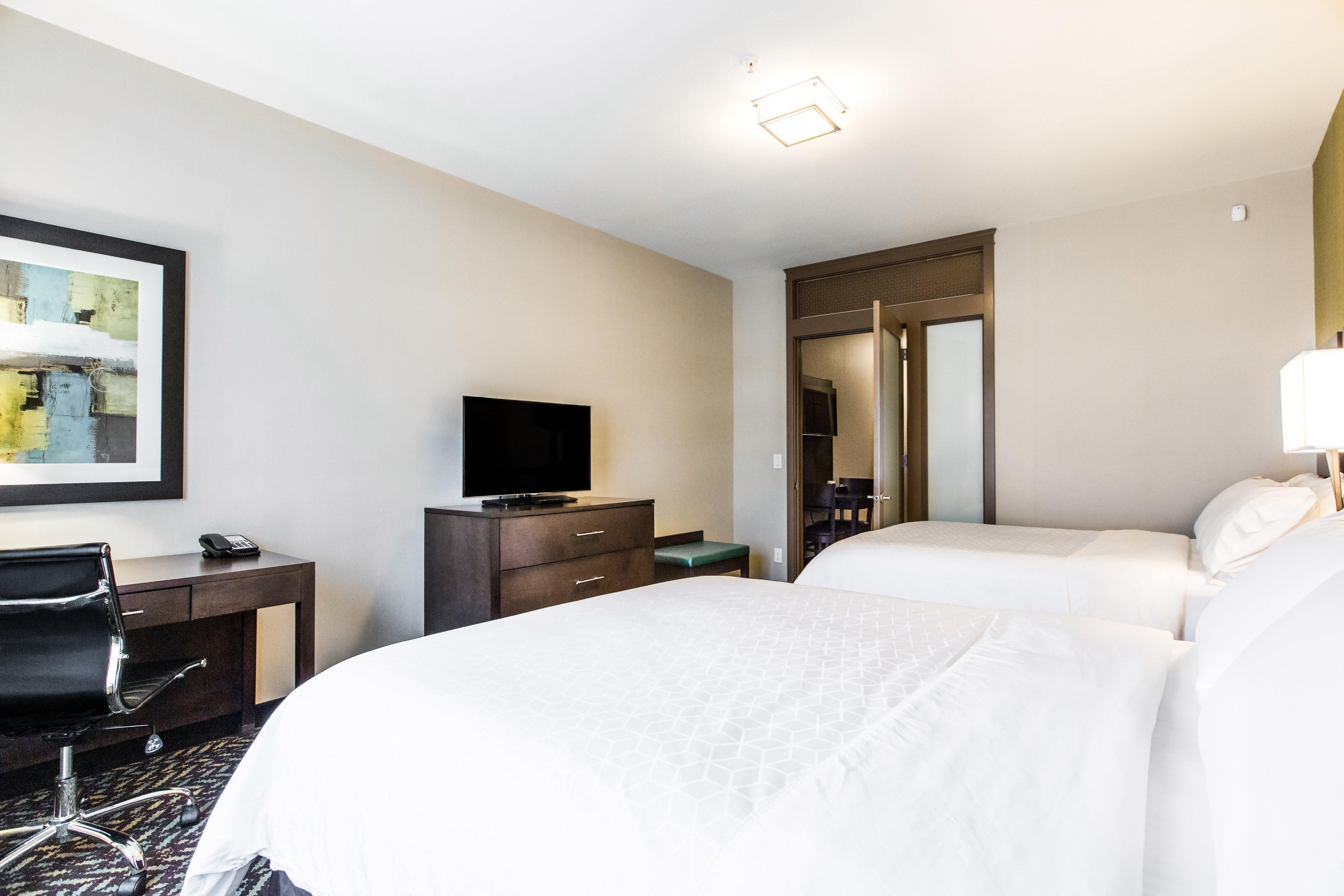 Holiday Inn Express & Suites Spruce Grove - Stony Plain By Ihg Bagian luar foto
