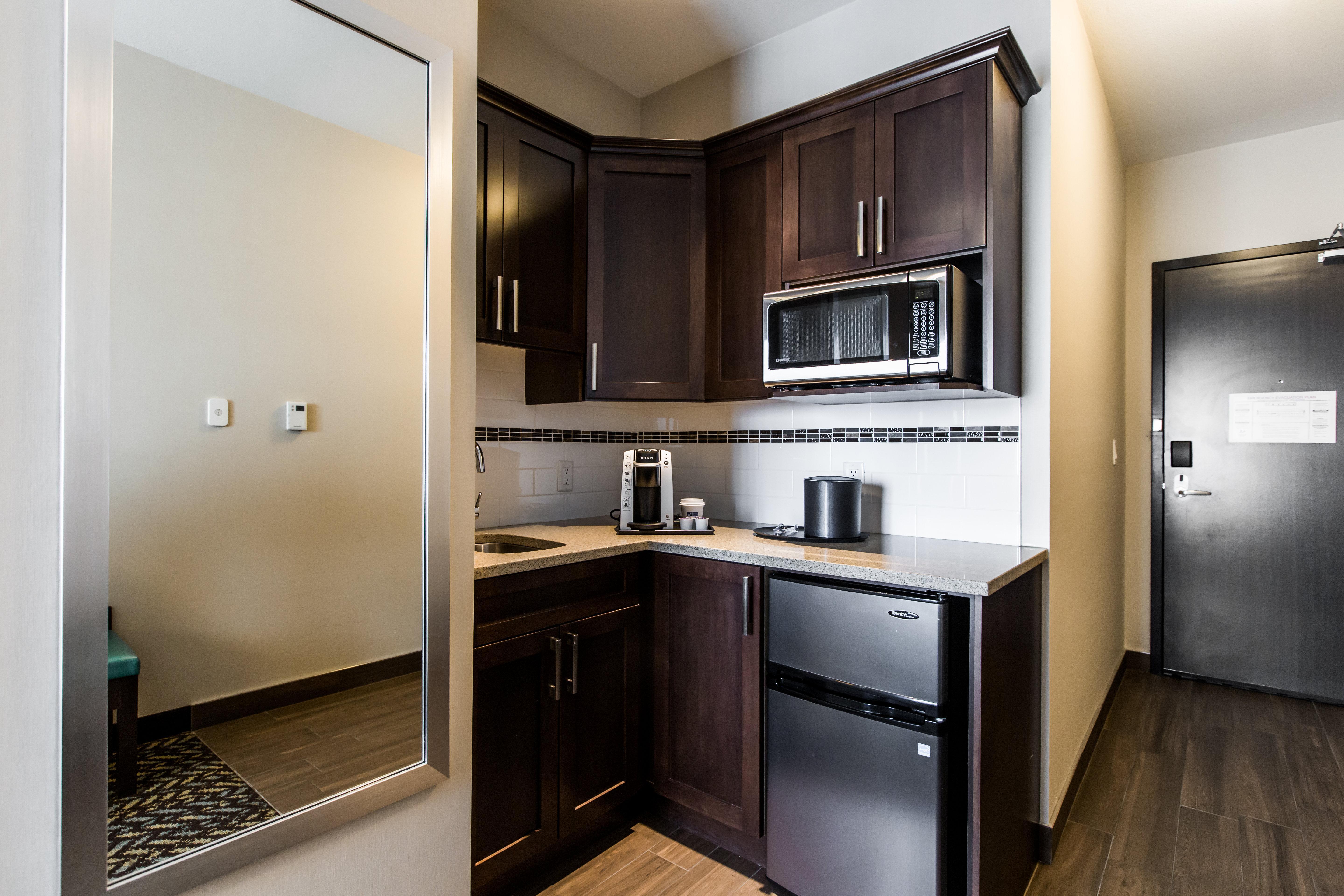 Holiday Inn Express & Suites Spruce Grove - Stony Plain By Ihg Bagian luar foto