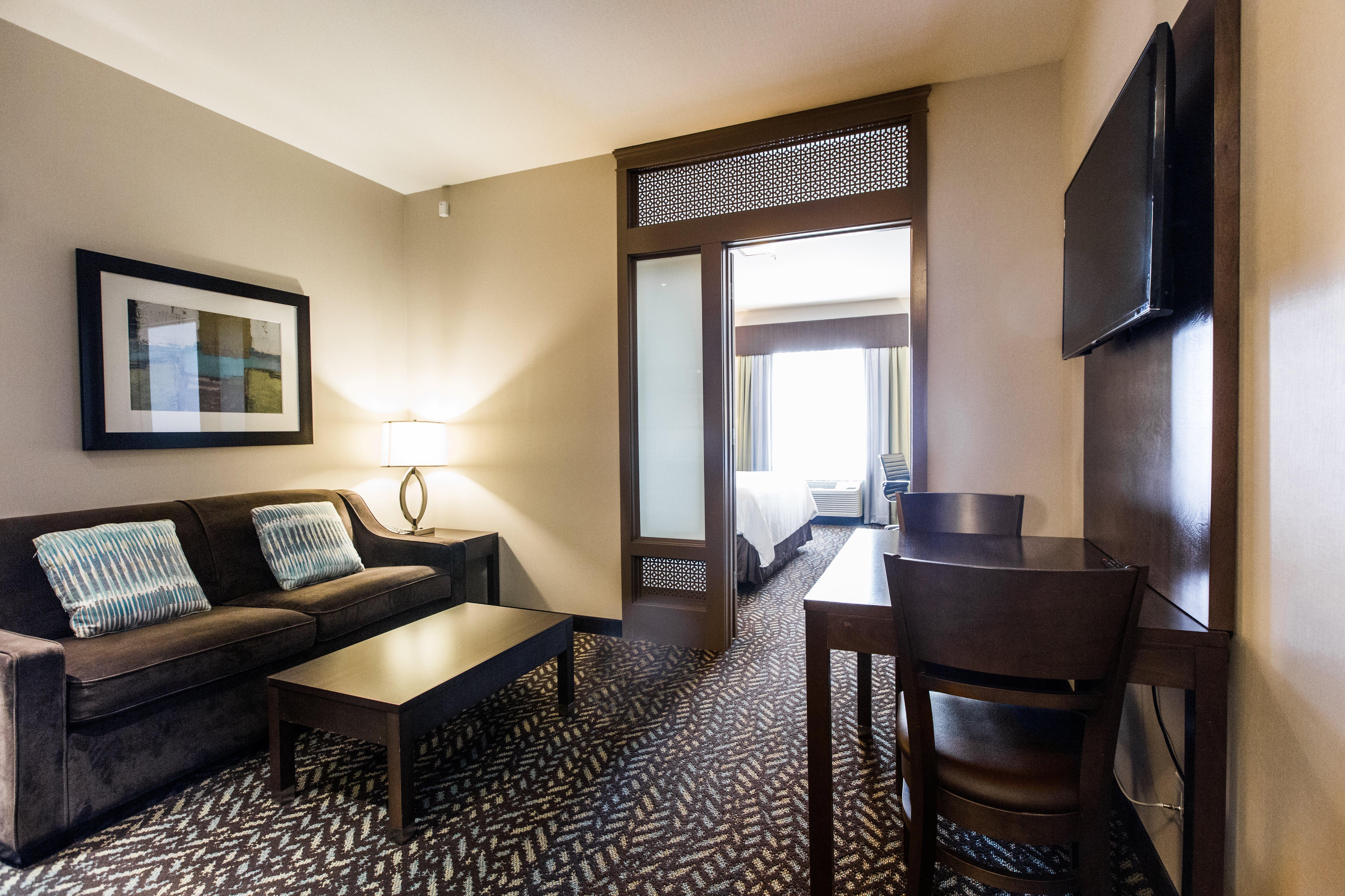 Holiday Inn Express & Suites Spruce Grove - Stony Plain By Ihg Bagian luar foto